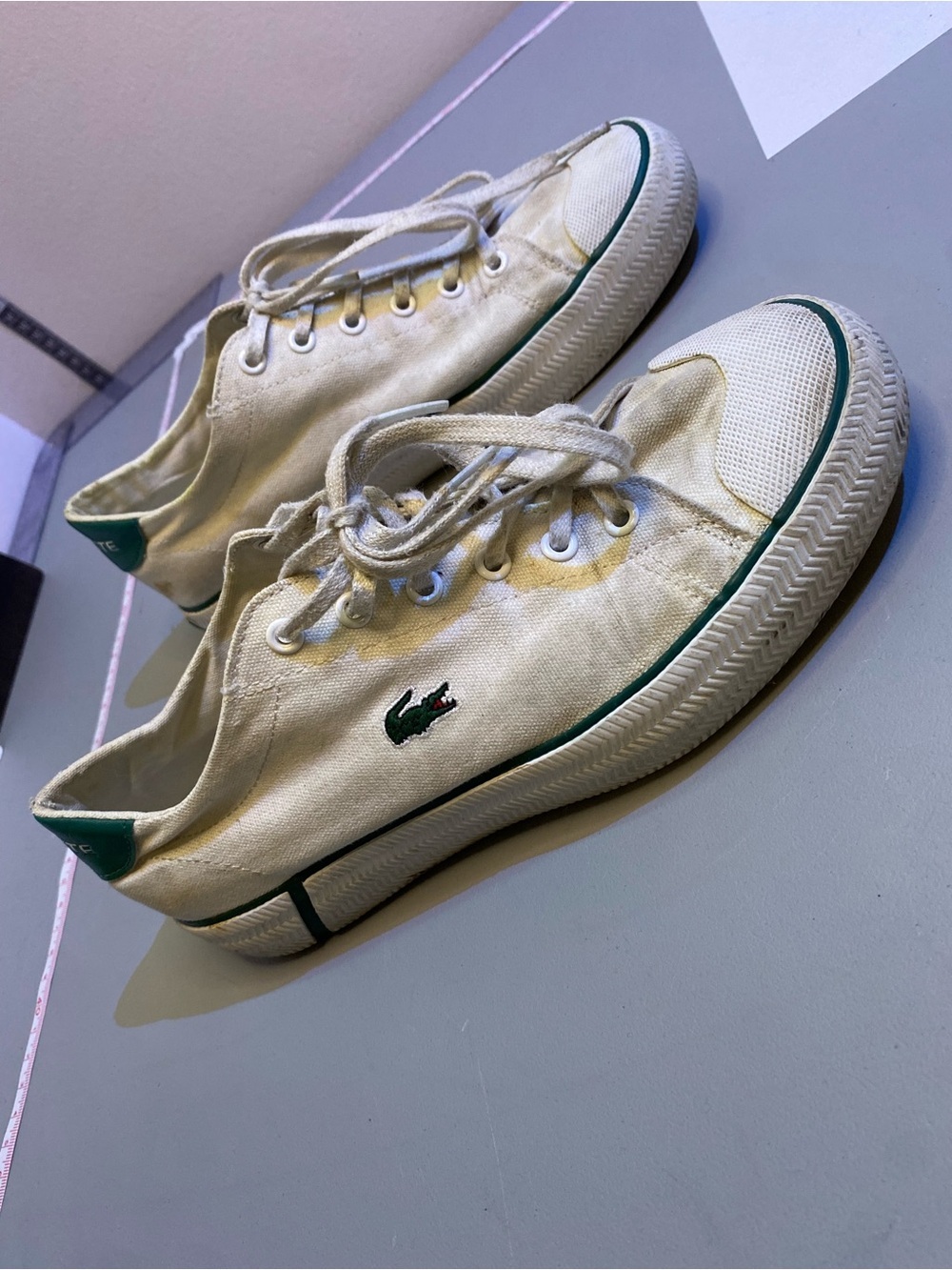 Lacoste Gripshot White Canvas  7US Women Low-Top Sneakers with Green Trim